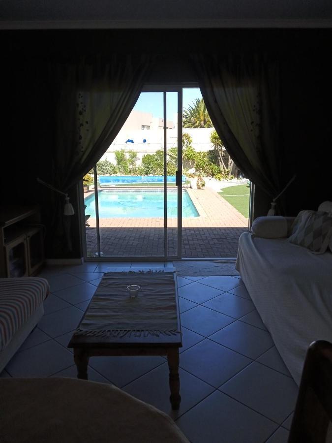 Carmel Huys Villa Cape Town Exterior photo