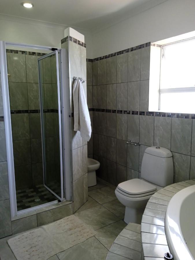 Carmel Huys Villa Cape Town Exterior photo